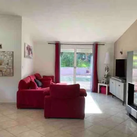 A Porto-vecchio Avec Piscine Privee Holiday home *